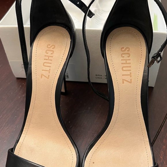 SCHUTZ
Women's Cadey Lee Ankle Strap - Picture 2 of 5